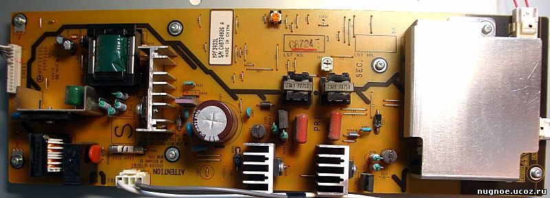 TOSHIBA 32AV500P